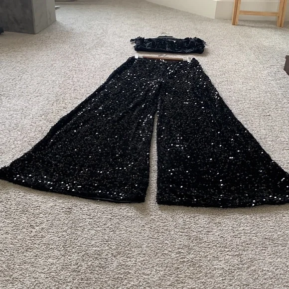 NWT Faeriesty Black Sequin Rose Tube Top Jumpsuit - Picture 6 of 13